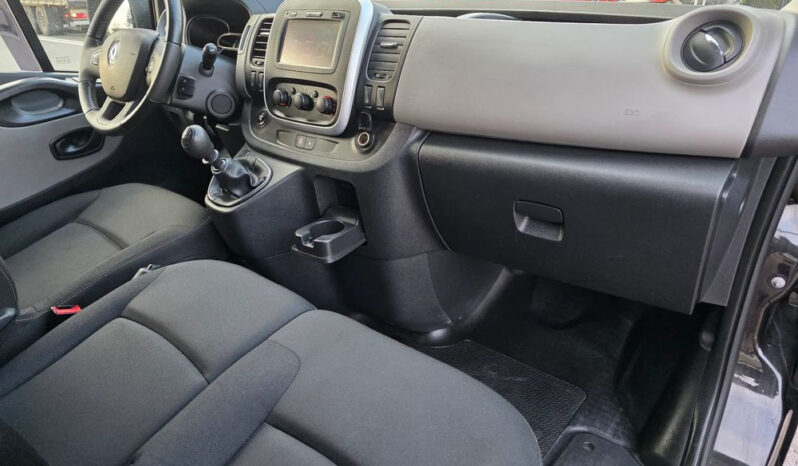 Renault Trafic full