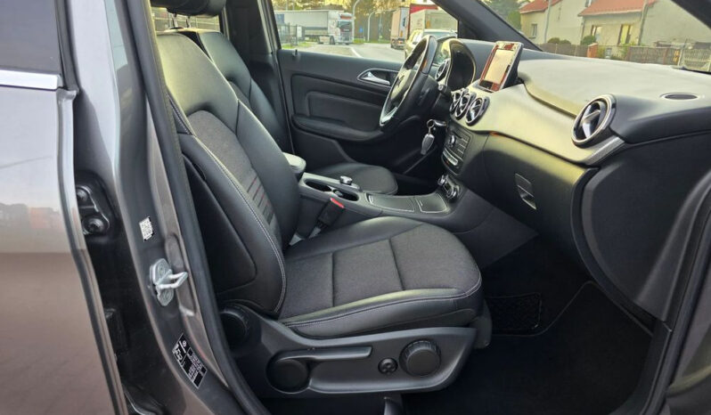 Mercedes-Benz Klasa B full
