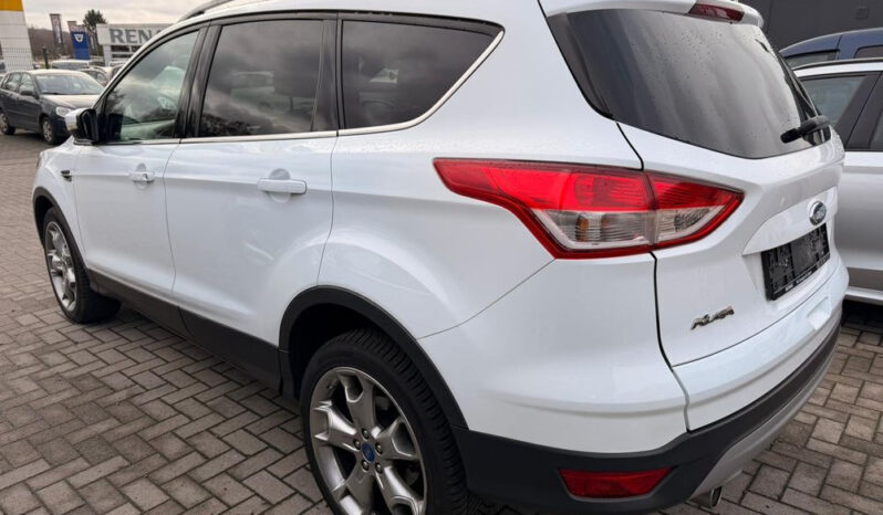 Ford Kuga 2.0 TDCi 2×4 Titanium full